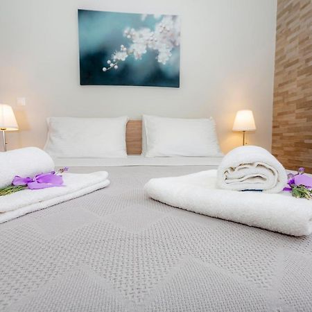 Sofia'S Apart 4U Glyfada  Exterior photo