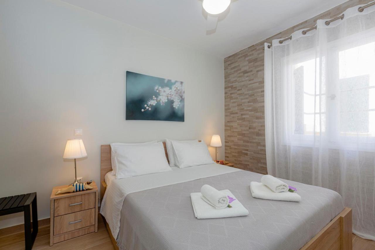 Sofia'S Apart 4U Glyfada  Exterior photo